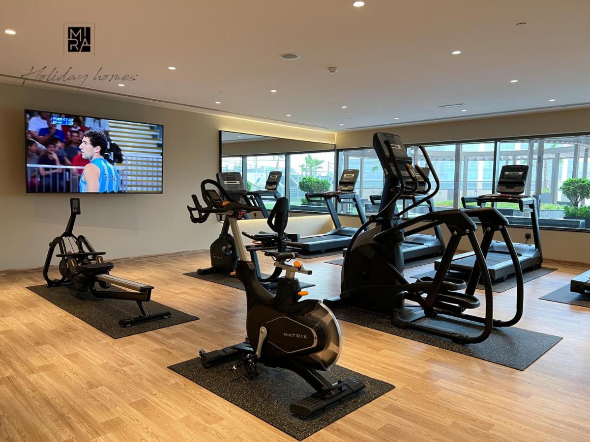 Mira Holiday Homes - Lovely Studio With Burj Khalifa View ดูไบ ภายนอก รูปภาพ