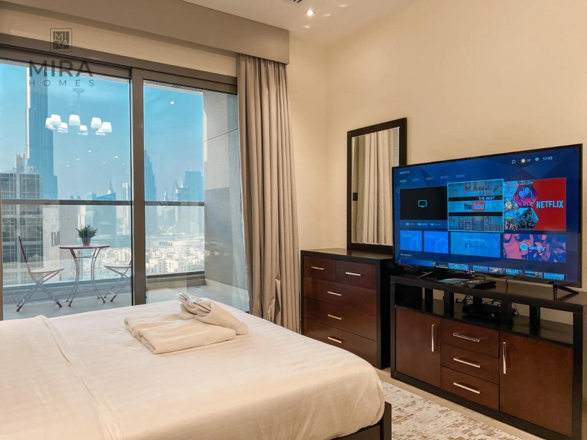 Mira Holiday Homes - Lovely Studio With Burj Khalifa View ดูไบ ภายนอก รูปภาพ